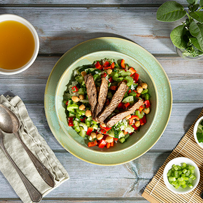 Rezept für Grillfleischreste: Left-Over Salat - Übriges Grillfleisch am nächsten Tag zu Salat verarbeiten